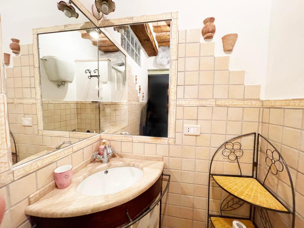 Angolino Appartamento In Centro E Terme A 10 Min San Quirico d'Orcia Ngoại thất bức ảnh